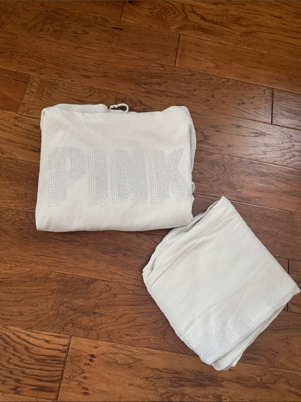 Victoria’s Secret PINK Rhinestone Hoodie & Sweatpants Set Size Medium